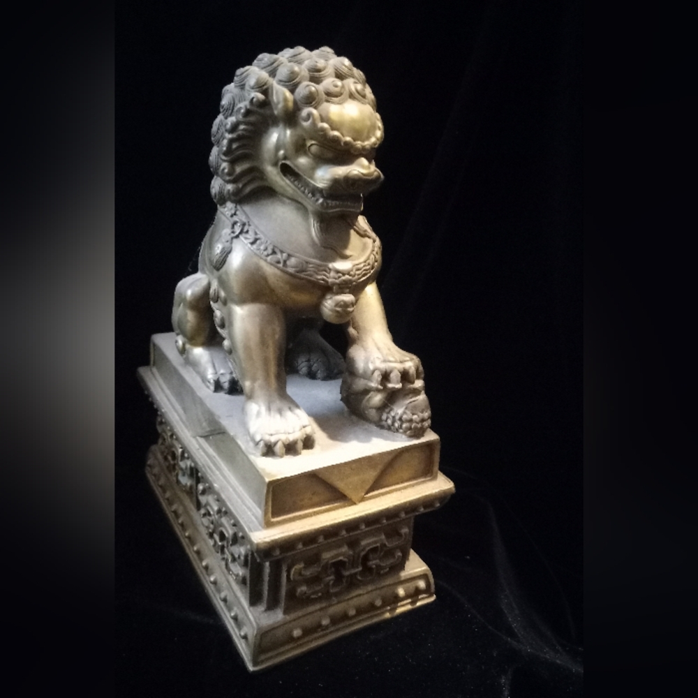 Chinese Foo Dog Protector Of Home